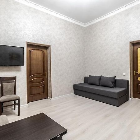 Art Balabana Apartment Lviv Exterior foto